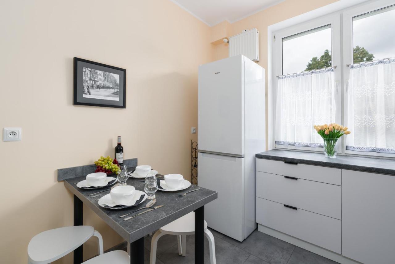 Kosinskiego Apartment Poznan By Noclegi Renters Exterior photo
